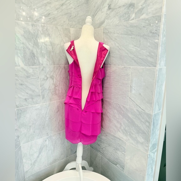 Shoshanna - Magenta Textured Tiered Sleeveless Racerback Silk Shift Dress Sz 4 - Picture 8 of 8